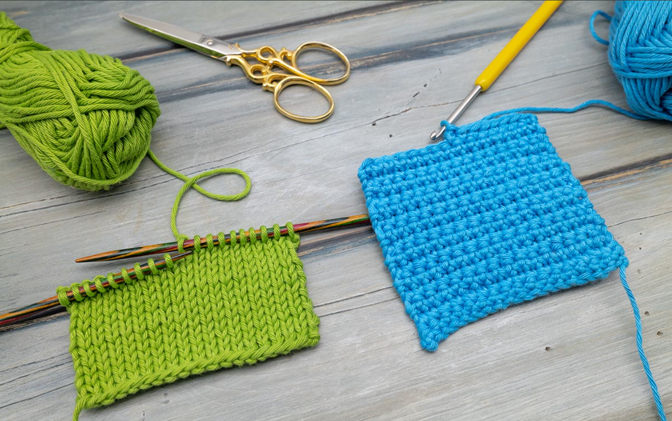 Difference between stitch and knit